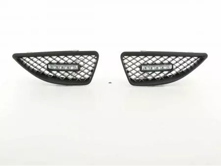 Calandre sport avec feu de position calandre avant Renault Megane 99-02 noir